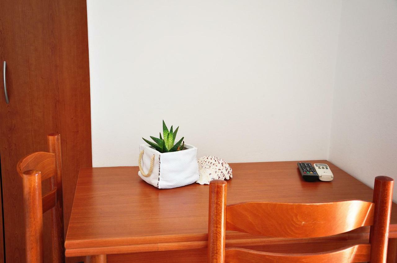 Sunrise Apartments&Studio Apartments Lokva Rogoznica Extérieur photo