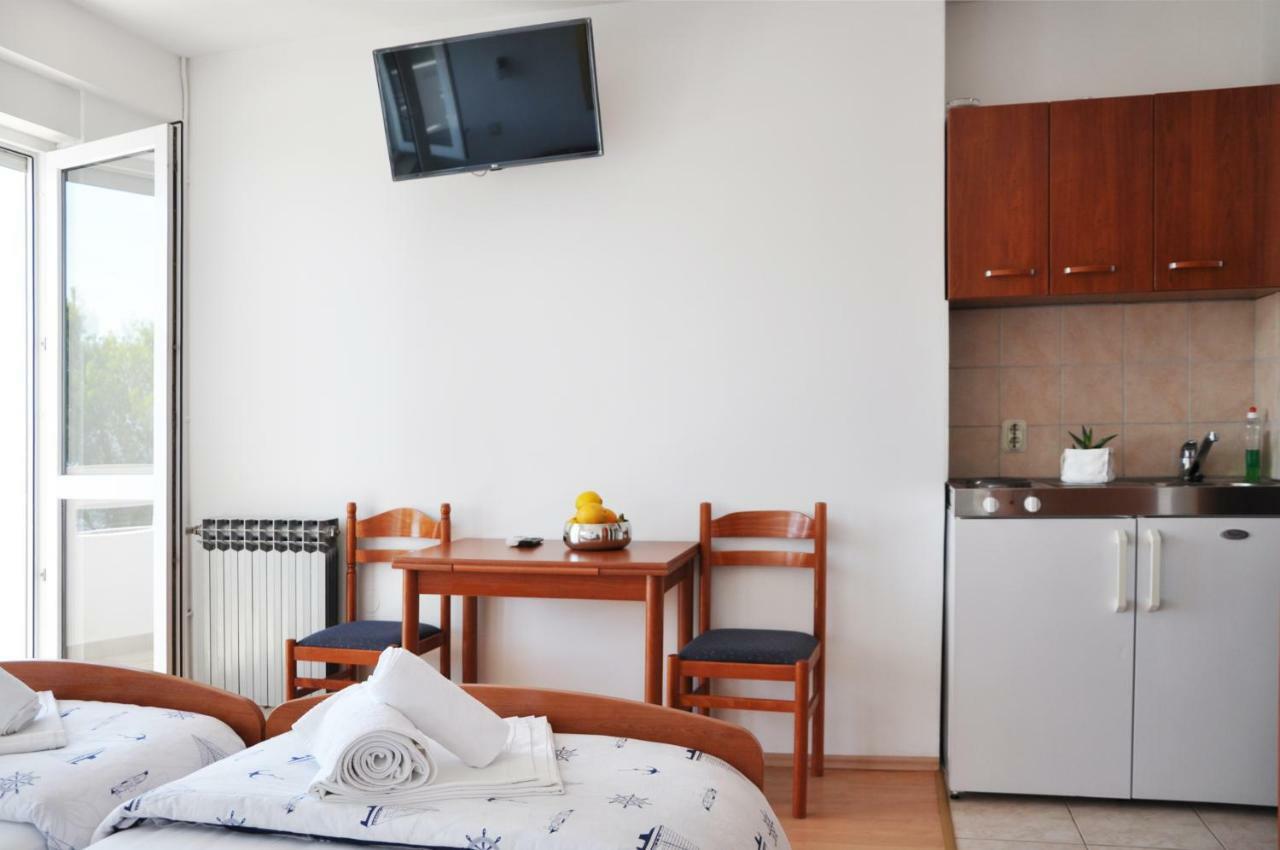 Sunrise Apartments&Studio Apartments Lokva Rogoznica Extérieur photo