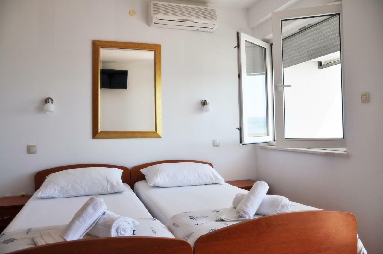 Sunrise Apartments&Studio Apartments Lokva Rogoznica Extérieur photo